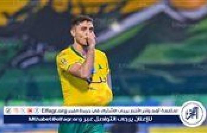 أمير هشام: الزمالك يسعى لحسم صفقة شريف في يناير.. واللاعب ينتظر موقف الأهلي