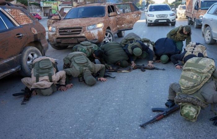 مصدر
      عسكري
      سوري:
      مقتل
      وإصابة
      عشرات
      الإرهابيين
      في
      ريف
      حلب
      الشرقي - غاية التعليمية