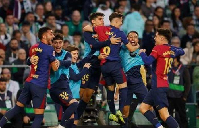 تعرف على معلق مباراة برشلونة وبوروسيا دورتموند اليوم فى دوري أبطال أوروبا