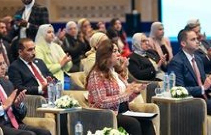 وزيرة التنمية المحلية تشارك في احتفالية إطلاق الخطة القومية التنفيذية للصحة الواحدة والإطار الاستراتيجي للتكيف الصحي مع المتغيرات المناخية