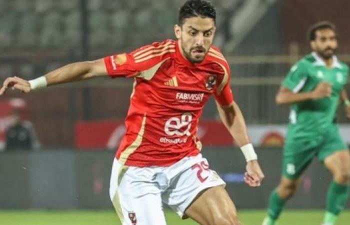 الدوري الممتاز| طاهر محمد طاهر يغيب عن الأهلي أمام المصري