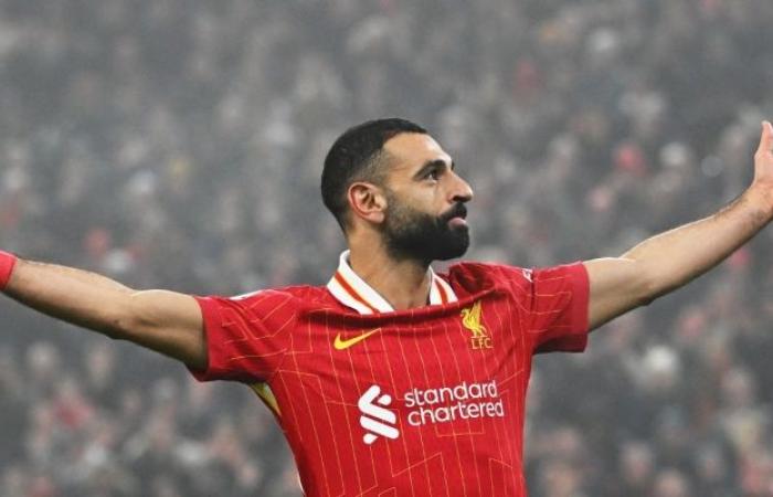 محمد صلاح يريد لقب الدوري الإنجليزي ويتجاهل مستقبله